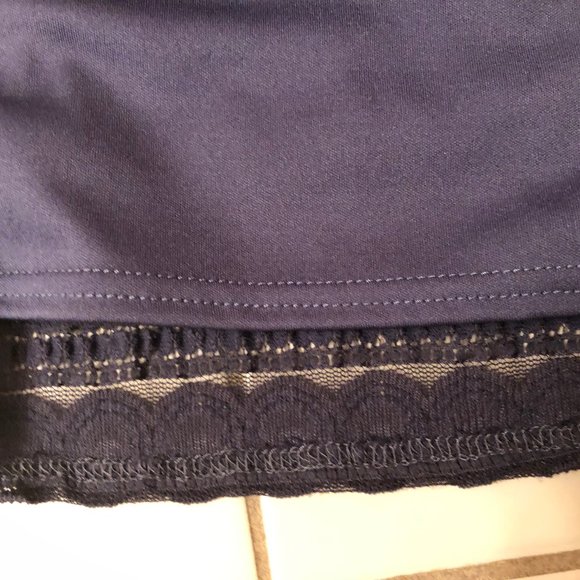 Women lace dress, with lining - Picture 7 of 7